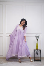 Load image into Gallery viewer, Light Lilac Alia Cut Suit Set
