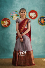 Load image into Gallery viewer, Preorder: Suttis -  Mauve And Red Cotton Halfsaree
