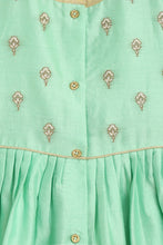 Load image into Gallery viewer, Girls Angrakha Set And Bow Hairclip Gold Print- Green
