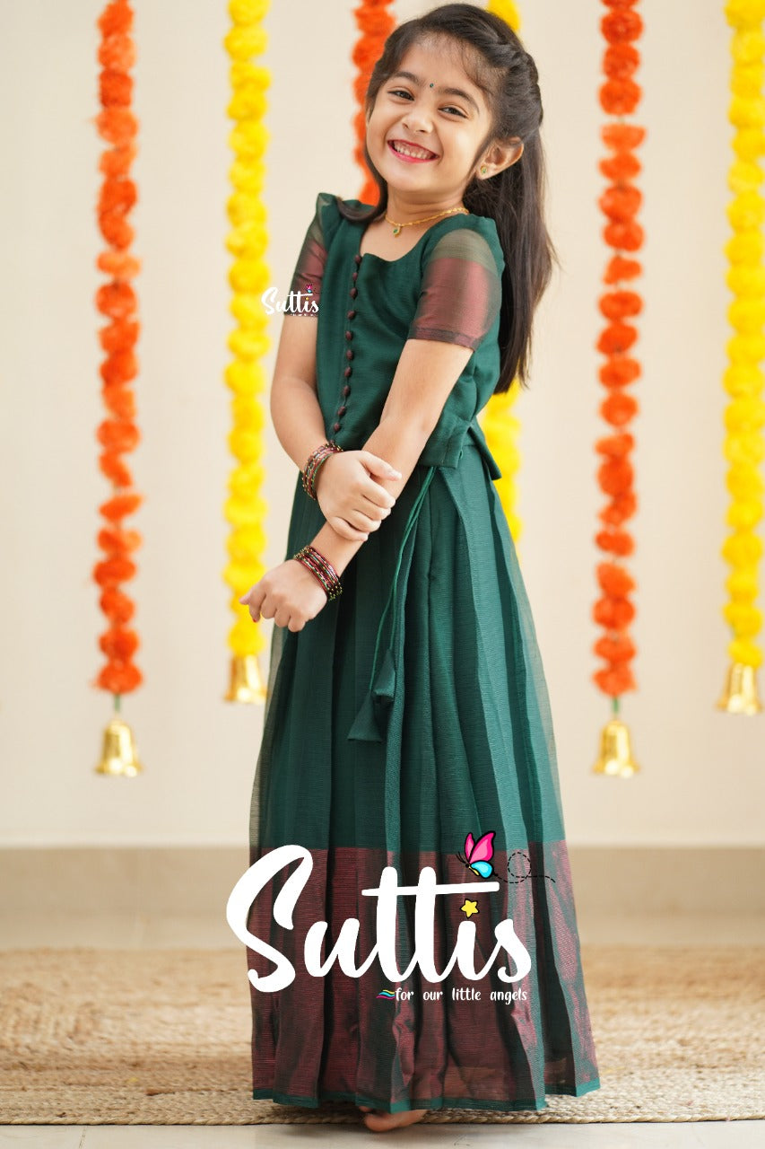 Preorder: Suttis - Bottle Green and Red